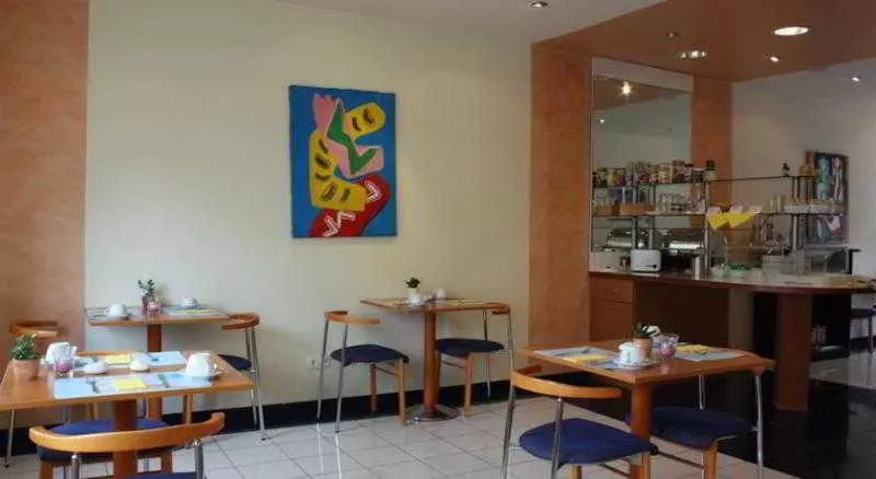 Fotos del hotel Niederräder Hof:  12