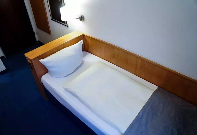 Fotos del hotel Niederräder Hof:  18