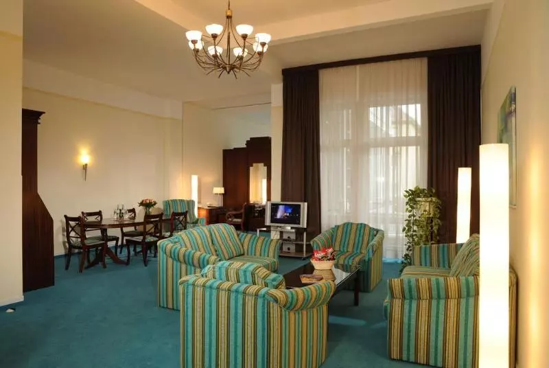 Fotos del hotel Villa Viktoria:  15