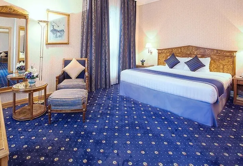 Fotos del hotel Capitol Hotel:  58