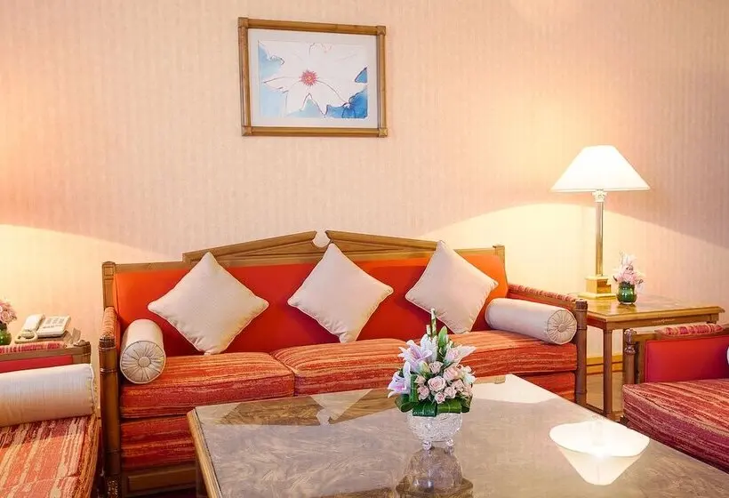 Fotos del hotel Capitol Hotel:  79