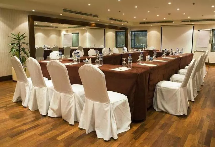 Fotos del hotel Capitol Hotel:  3