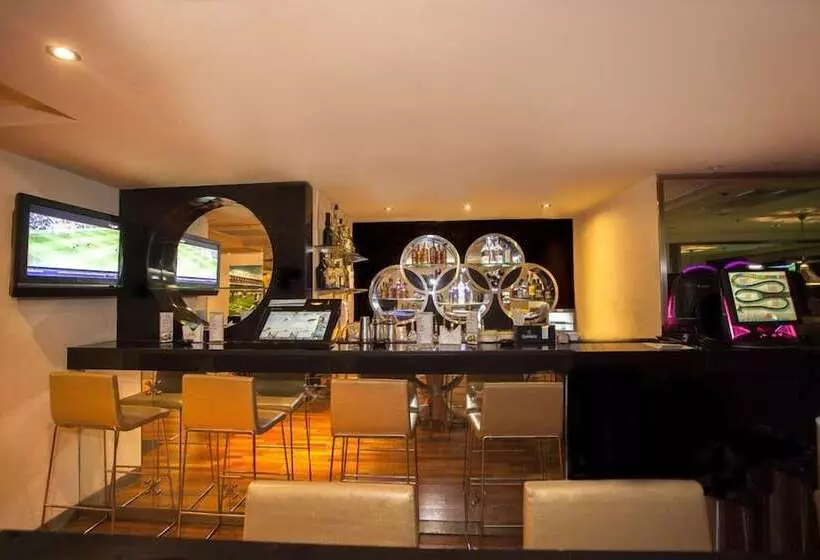 Fotos del hotel Capitol Hotel:  10