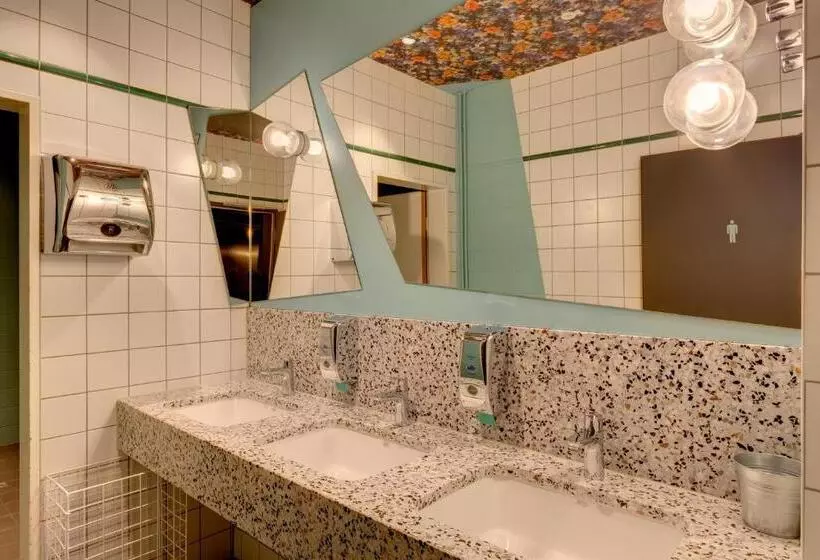 Fotos del hotel Meininger  Leipzig Hauptbahnhof:  11