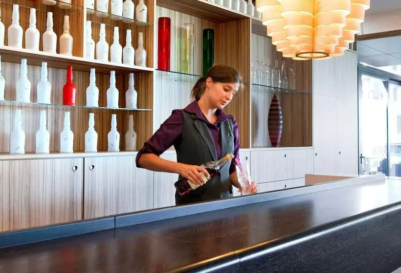 Fotos del hotel Novotel Lausanne Bussigny:  25