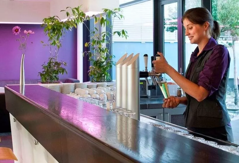 Fotos del hotel Novotel Lausanne Bussigny:  18