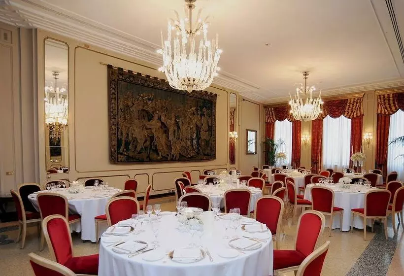 Fotos del hotel Grand  Et De Milan  The Leading S Of The World:  18