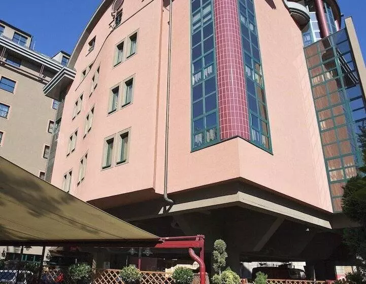 Fotos del hotel Ibis Budapest Heroes Square:  10