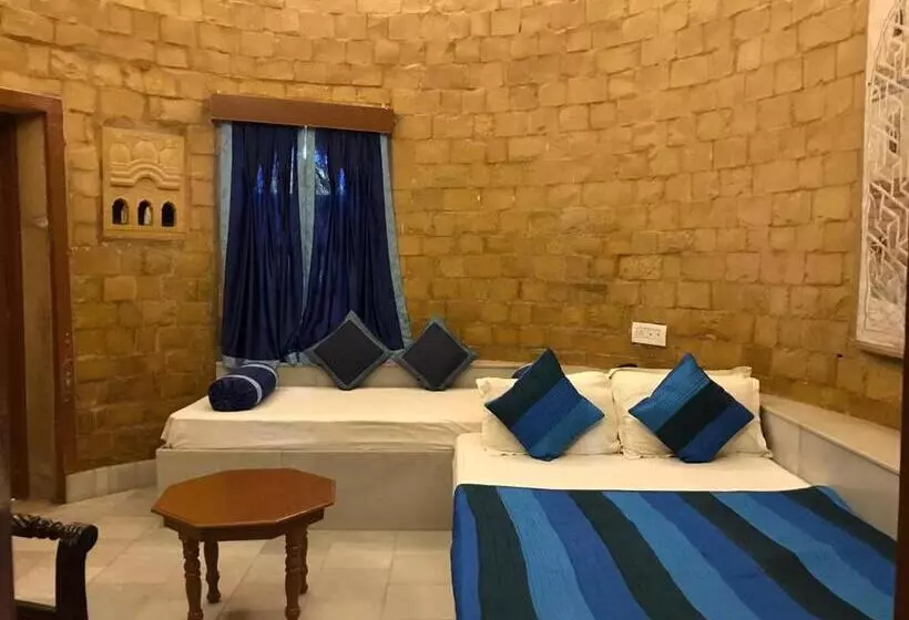 Fotos del hotel Himmatgarh Palace:  24