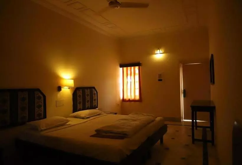 Fotos del hotel Himmatgarh Palace:  18