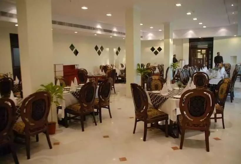 Fotos del hotel Jaipur Palace:  16