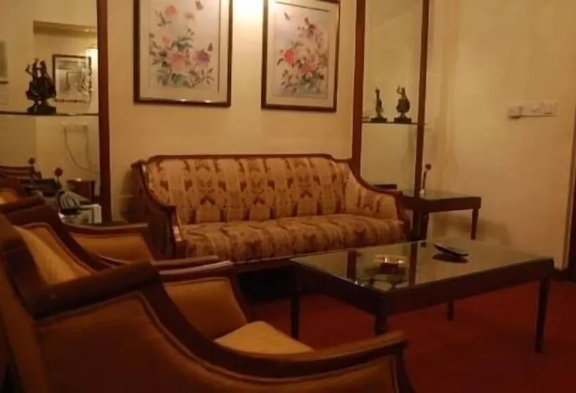 Fotos del hotel Royal Inn:  3