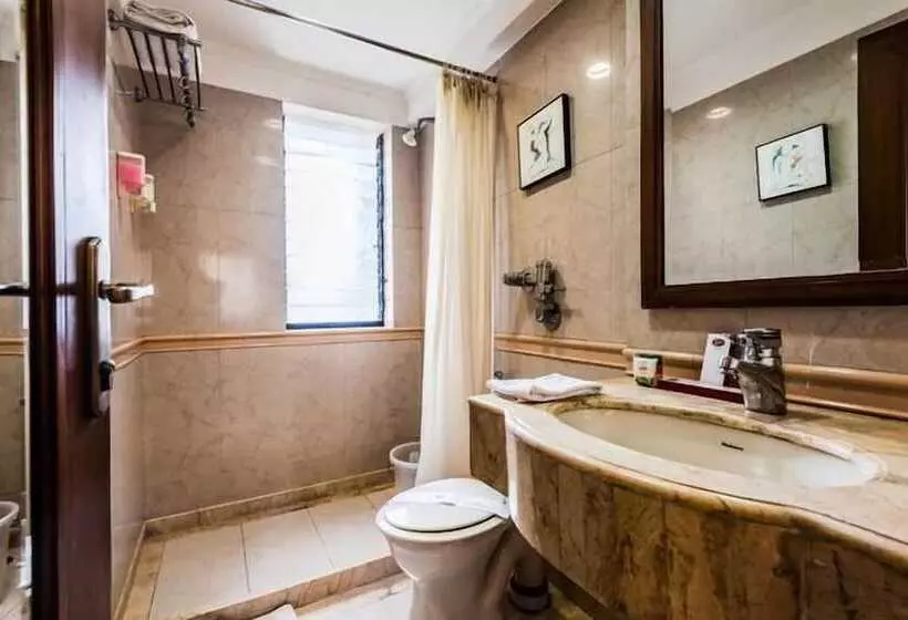 Fotos del hotel Royal Inn:  6