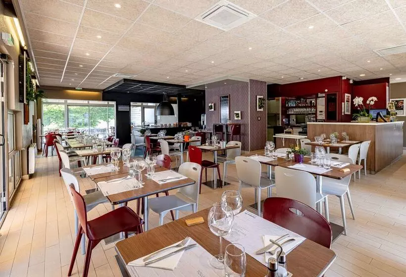 Fotos del hotel Campanile Dijon Nord  Toison D Or:  10