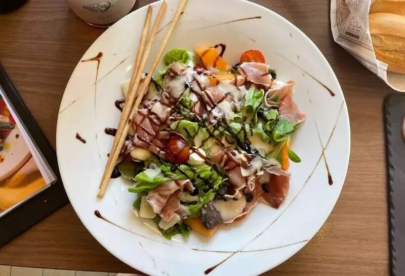 Fotos del hotel Campanile Dijon Nord  Toison D Or:  4