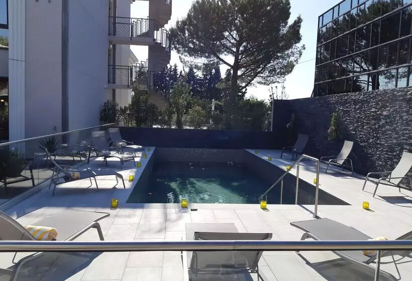 Fotos del hotel Golden Tulip Aix En Provence:  2