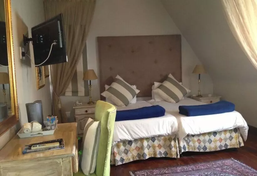 Fotos del hotel Tudor Hotel:  17