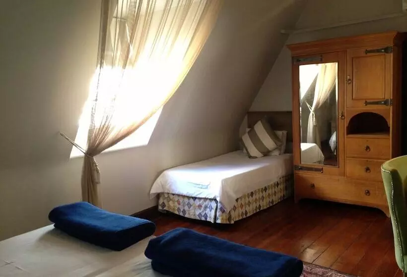 Fotos del hotel Tudor Hotel:  7