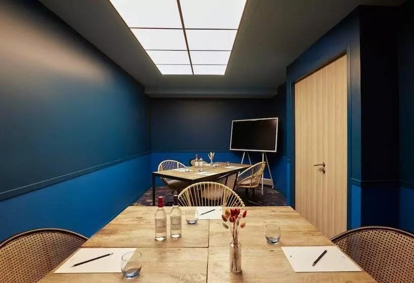 Fotos del hotel Mercure Bordeaux Cité Mondiale Centre Ville:  4