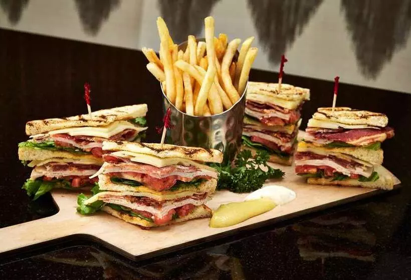 Fotos del hotel Embassy Suites Washington D.c. - At The Chevy Chase Pavilion:  5