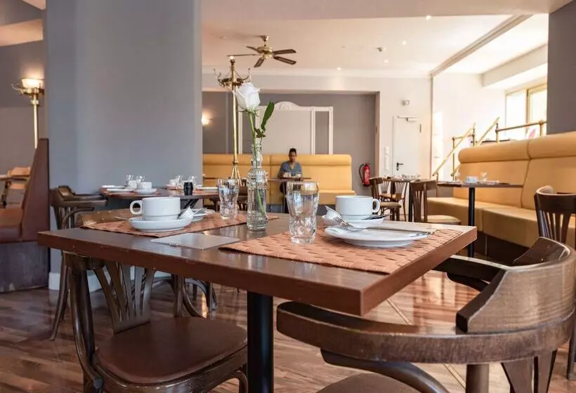 Fotos del hotel Azimut  Kurfuerstendamm Berlin:  11