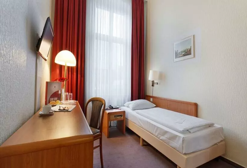 Fotos del hotel Azimut  Kurfuerstendamm Berlin:  15