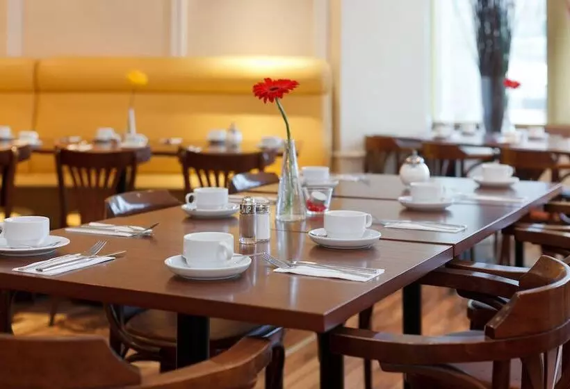 Fotos del hotel Azimut  Kurfuerstendamm Berlin:  6