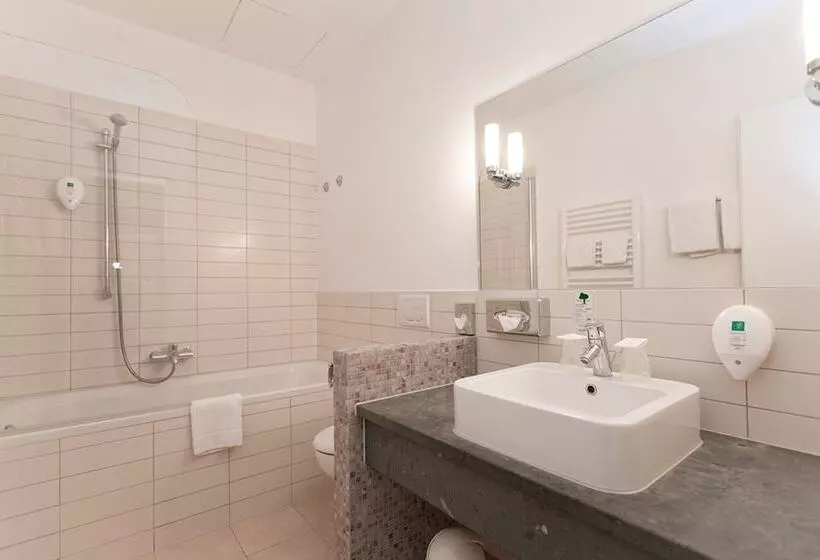 Fotos del hotel Azimut  Kurfuerstendamm Berlin:  7