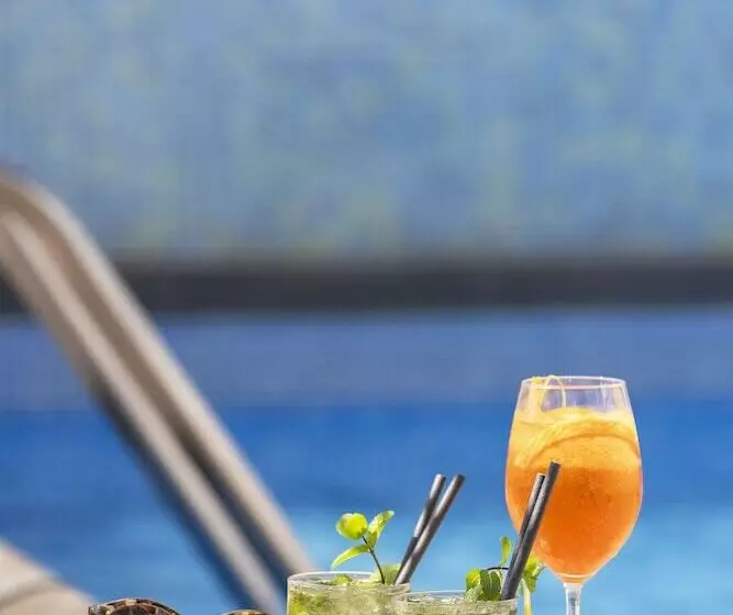 Fotos del hotel Madeira:  8