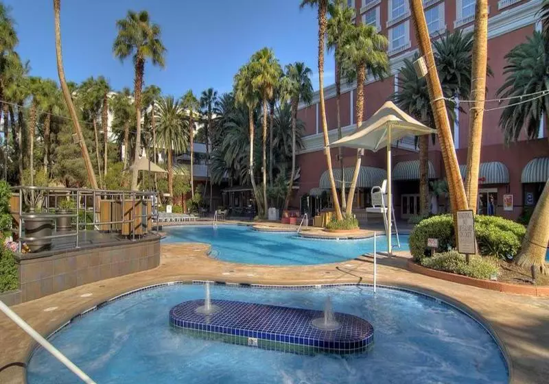 Fotos del hotel Ti - Treasure Island Hotel & Casino:  3