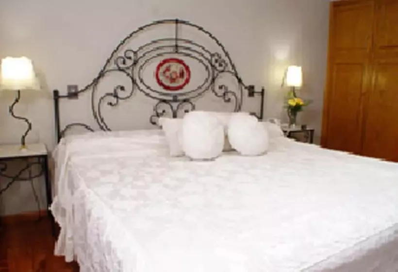 Fotos del hotel Reina Victoria Suites & Towers:  13