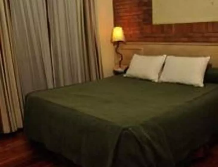 Fotos del hotel Reina Victoria Suites & Towers:  8