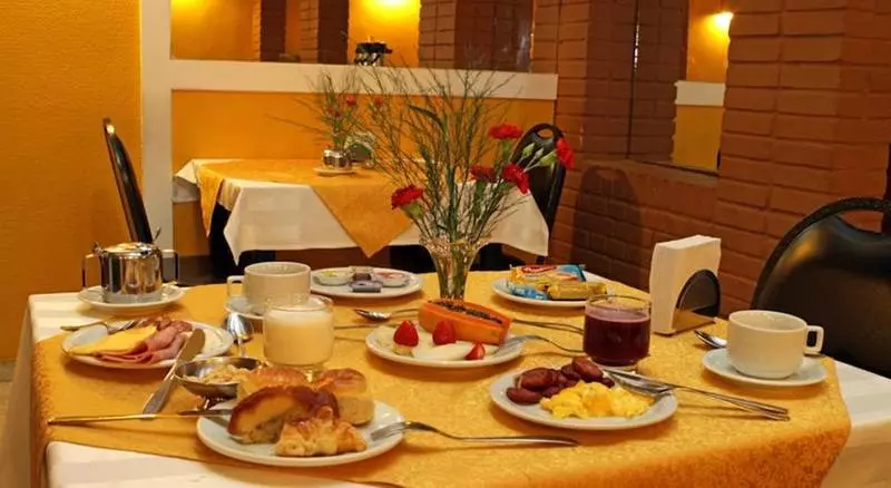 Fotos del hotel San Michel:  8