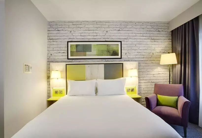 Jurys Inn Manchester City Centre