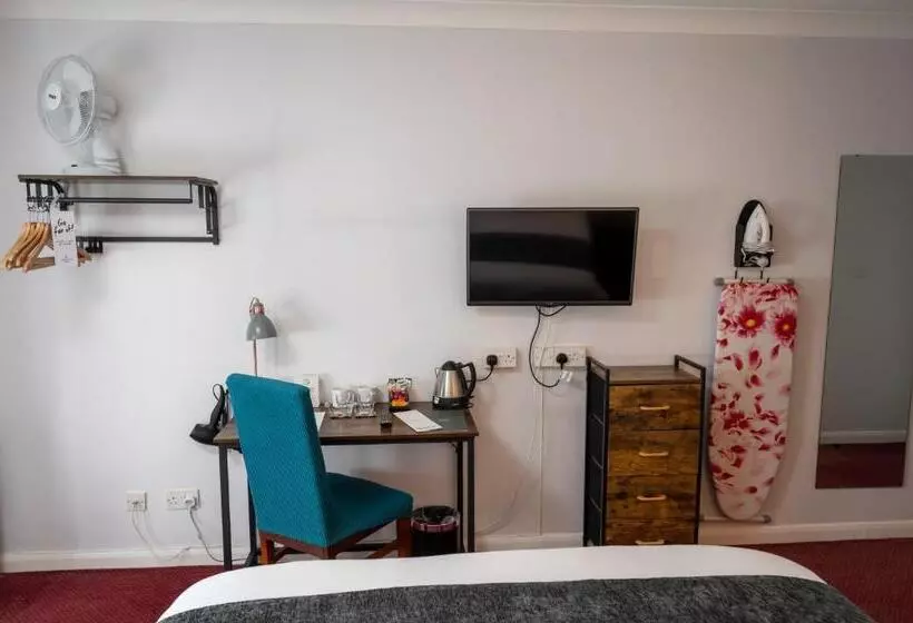 Fotos del hotel Rising Sun Hotel By Greene King Inns:  14