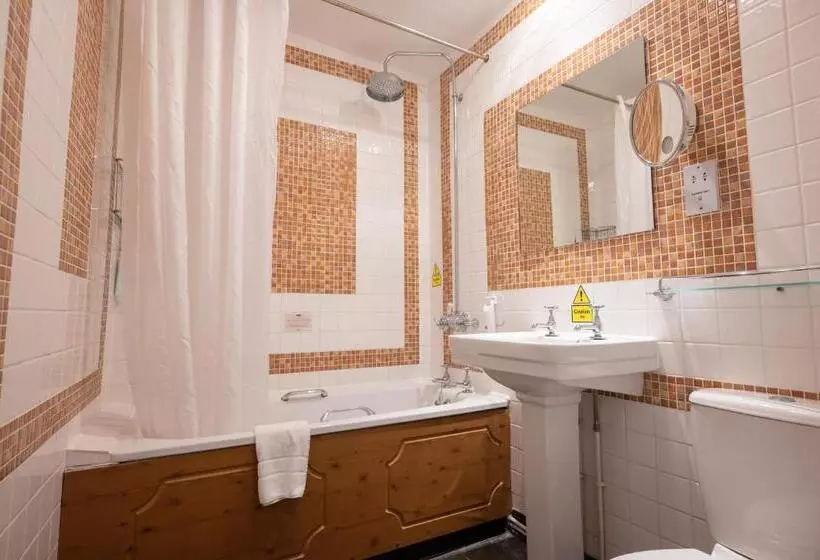 Fotos del hotel Rising Sun Hotel By Greene King Inns:  19