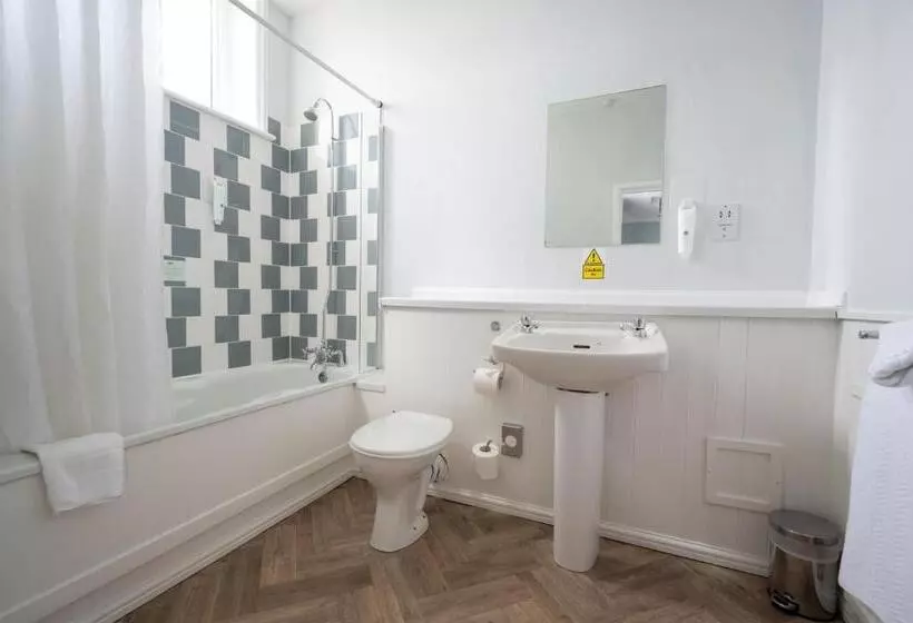 Fotos del hotel Rising Sun Hotel By Greene King Inns:  5