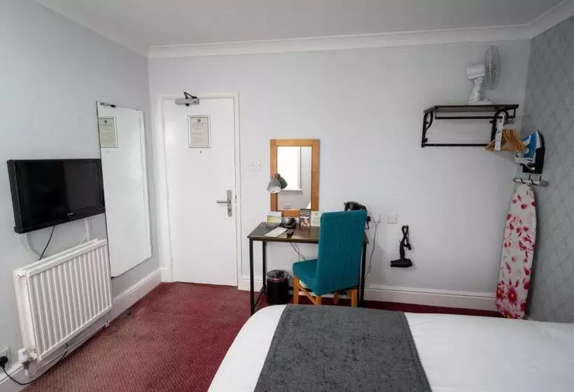 Fotos del hotel Rising Sun Hotel By Greene King Inns:  12