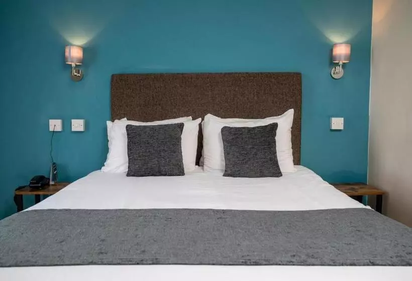 Fotos del hotel Rising Sun Hotel By Greene King Inns:  22