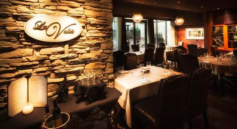 Fotos del hotel Executive Hotel Vintage Park:  3