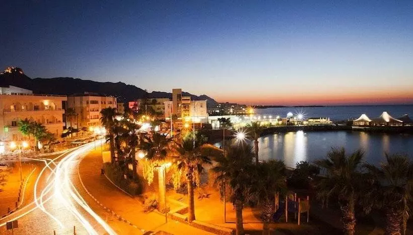 Fotos del hotel Dome Hotel:  7