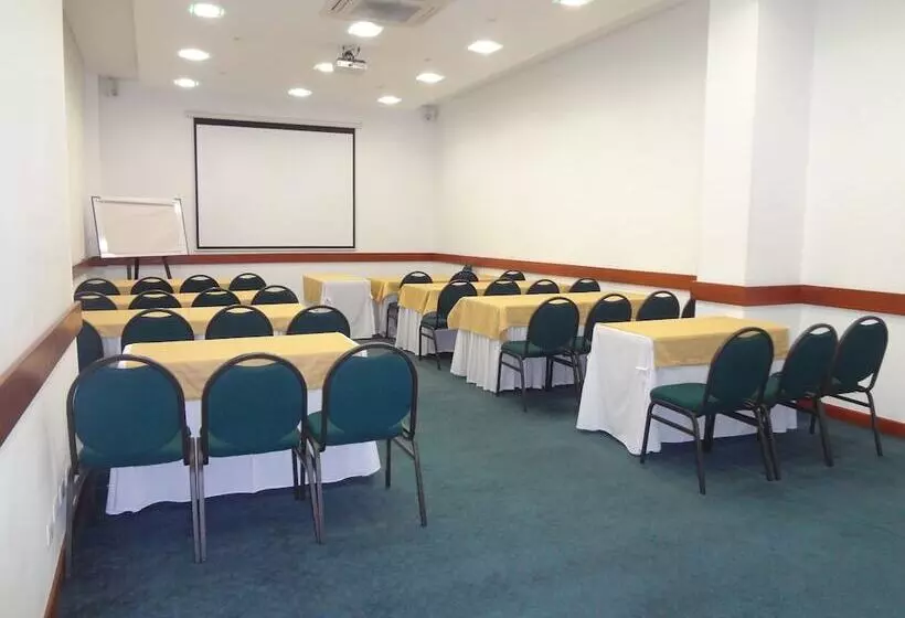 Fotos del hotel Torre De Cali Plaza:  6