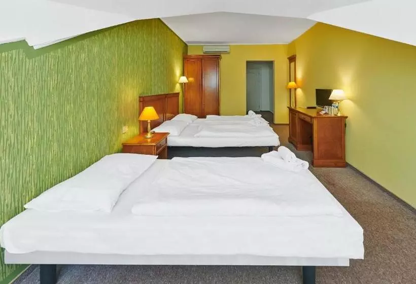 Fotos del hotel Abri:  2