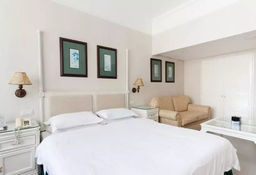 Fotos del hotel Golden Coast Lawton:  8