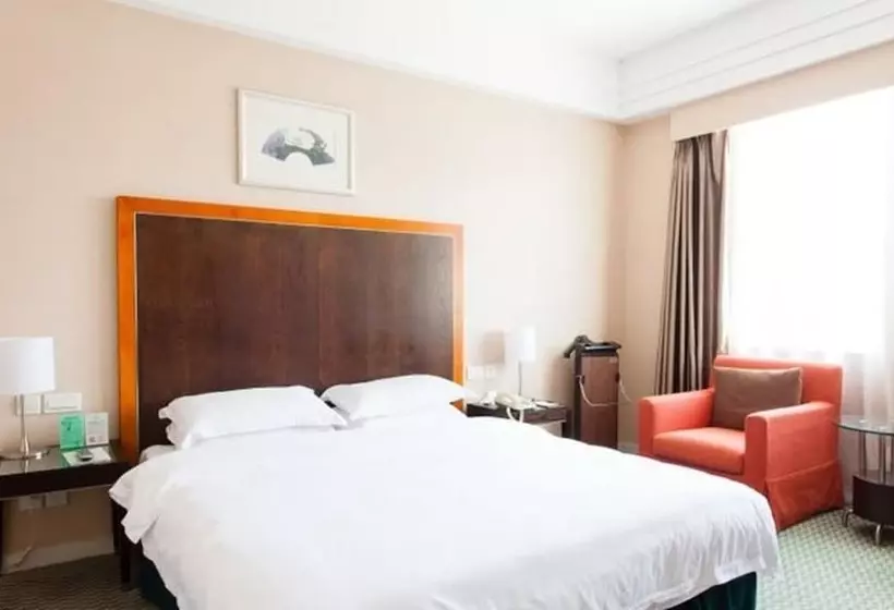 Fotos del hotel Golden Coast Lawton:  14