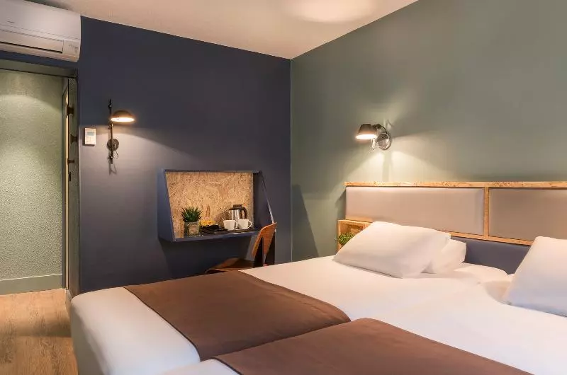 Fotos del hotel Hôtel Basss:  15