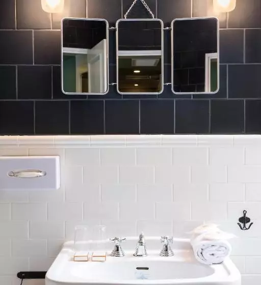 Fotos del hotel Hôtel Silky By Happyculture:  19