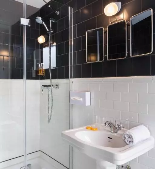 Fotos del hotel Hôtel Silky By Happyculture:  7