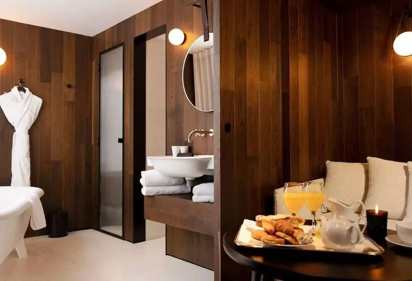 Fotos del hotel Hôtel Bourg Tibourg:  8