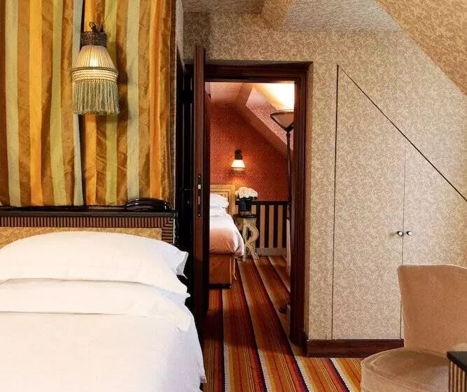 Hôtel Bourg Tibourg